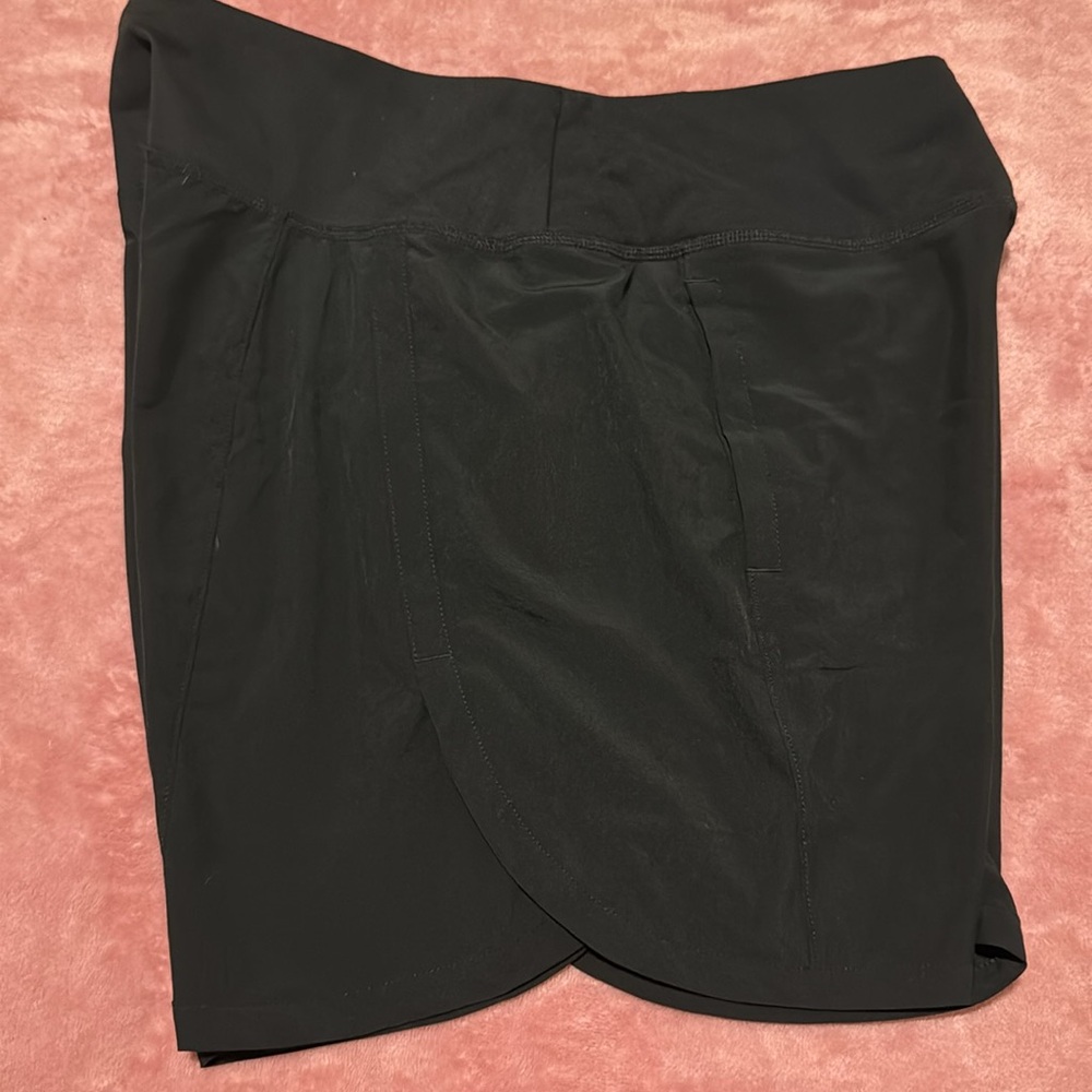 Brooks running shorts - Picture 6 of 7